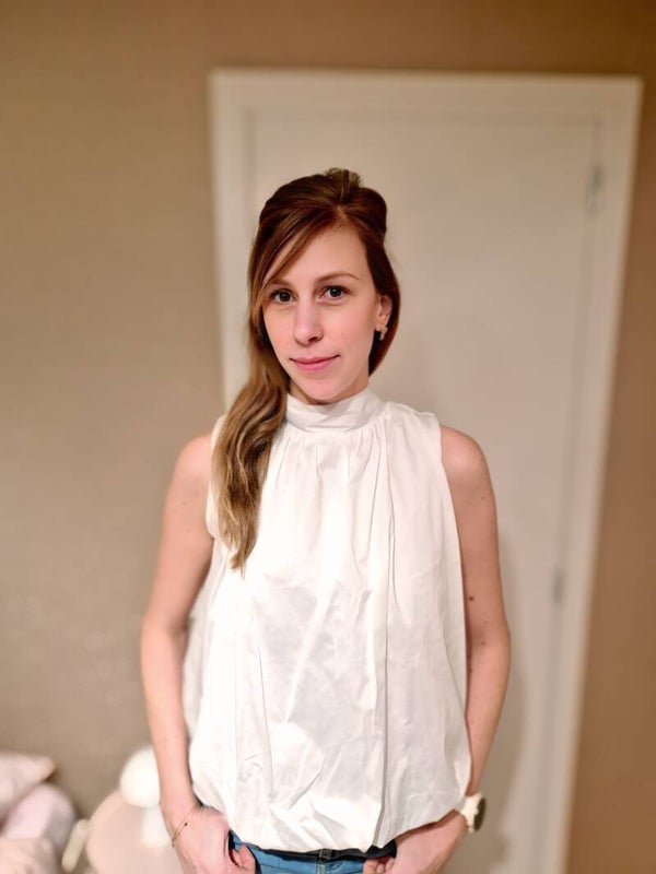 Witte blouse met strik en open rug