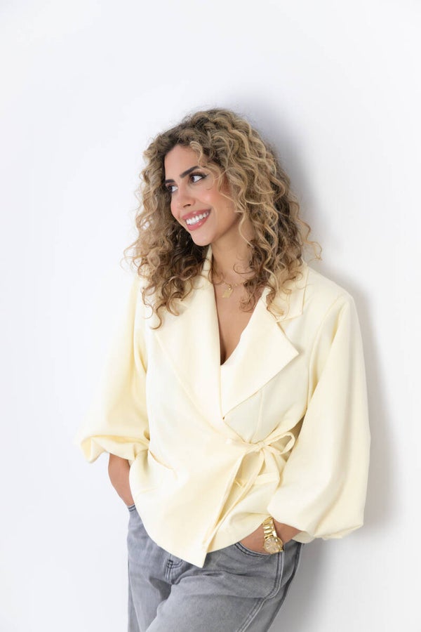 Elena Wrap Blazer ( elegant en krachtig)