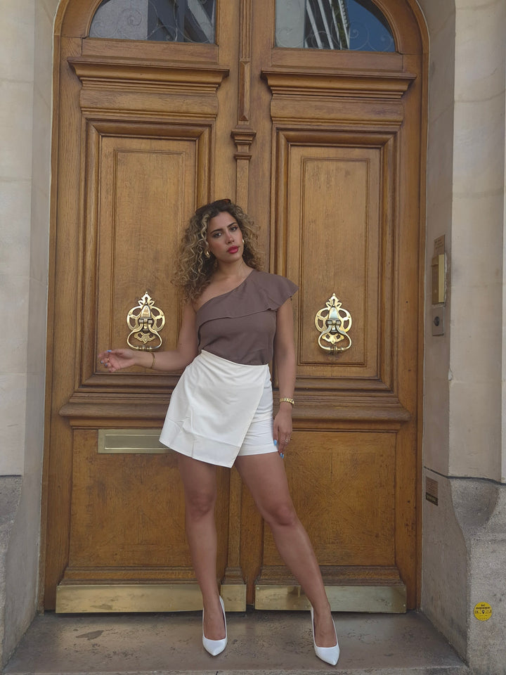 Ecru skort